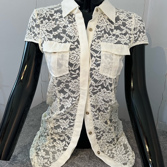 Lace button down shirt - Picture 3 of 7